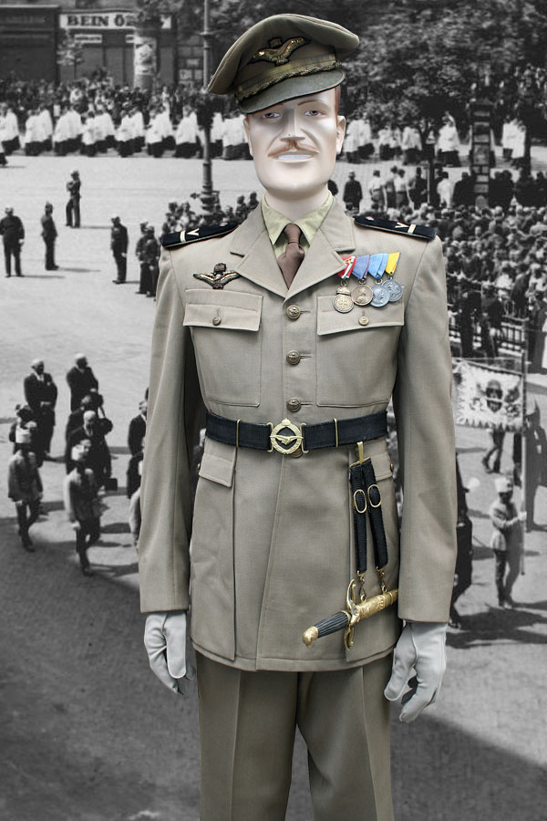 Hungarian Air Force WWII Lieutenant Parade Dress Uniform with dagger